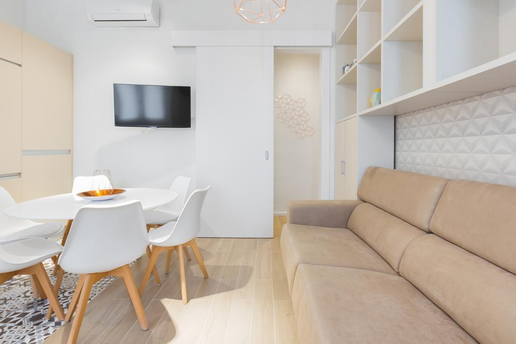 Barcelona Apartments Marina 124 Exterior photo