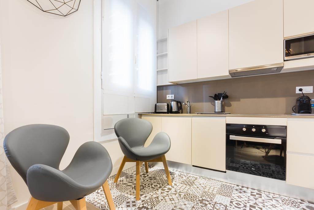 Barcelona Apartments Marina 124 Exterior photo